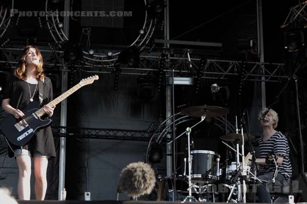 BLOOD RED SHOES - 2010-06-25 - PARIS - Hippodrome de Longchamp - 